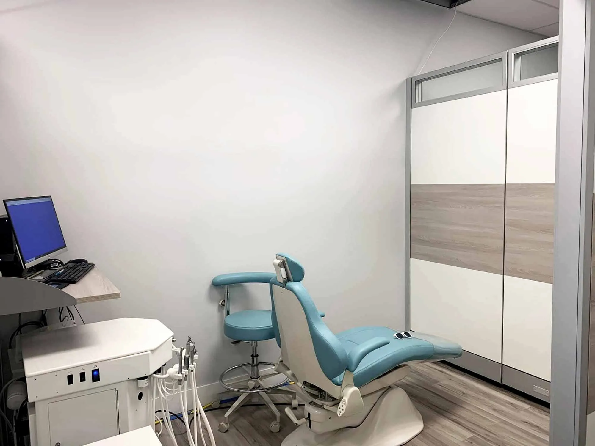 processed_sapphire_wall_system_dentist_office